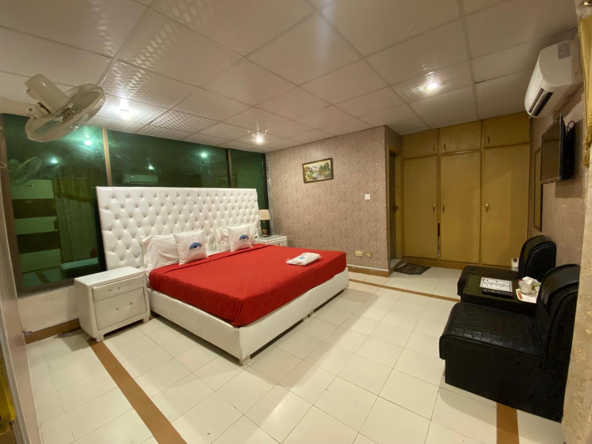 Fusion Lodge Islamabad Exterior photo